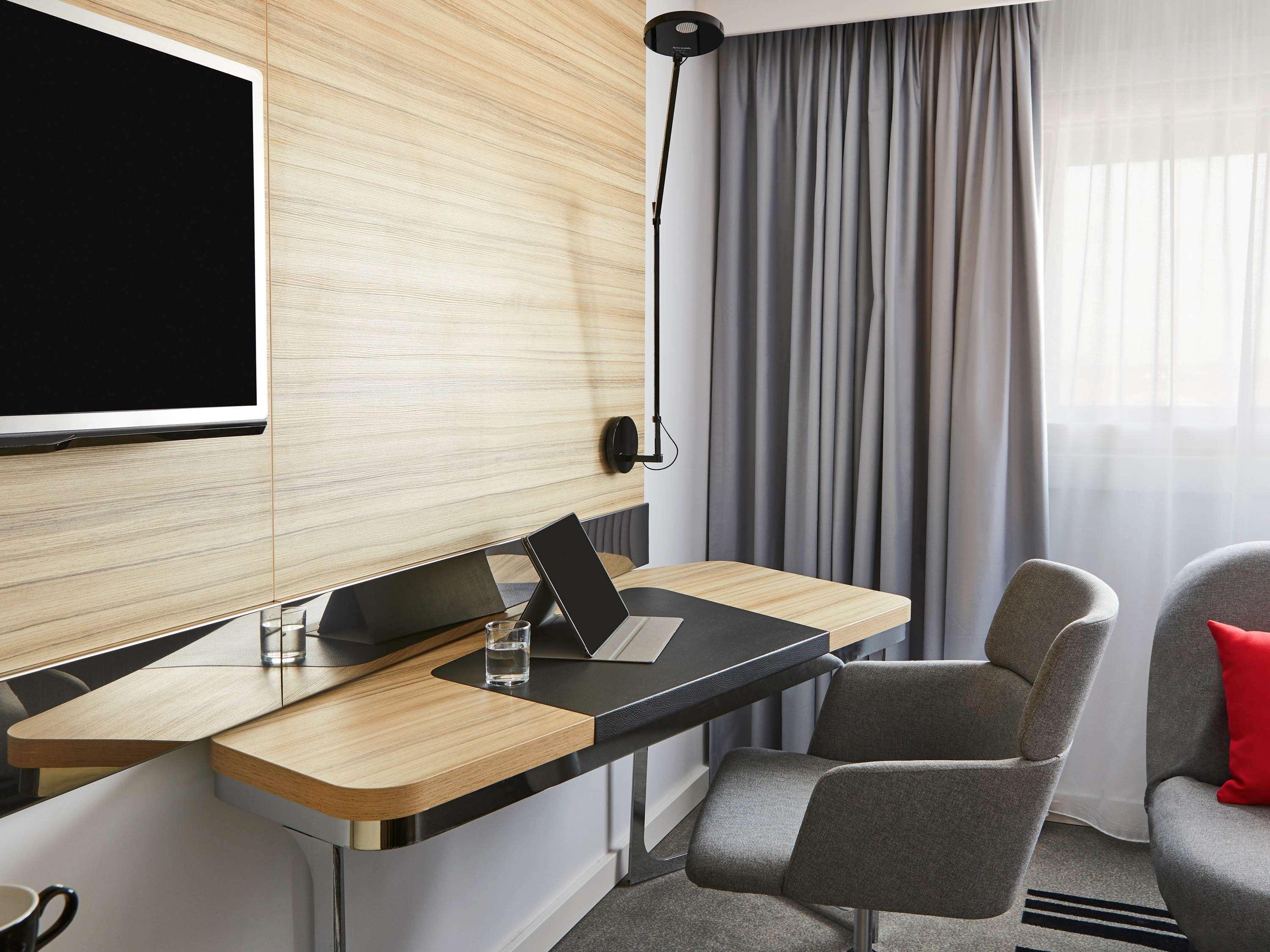 Novotel Birmingham Airport Terminal Building - Nec Bickenhill Bagian luar foto