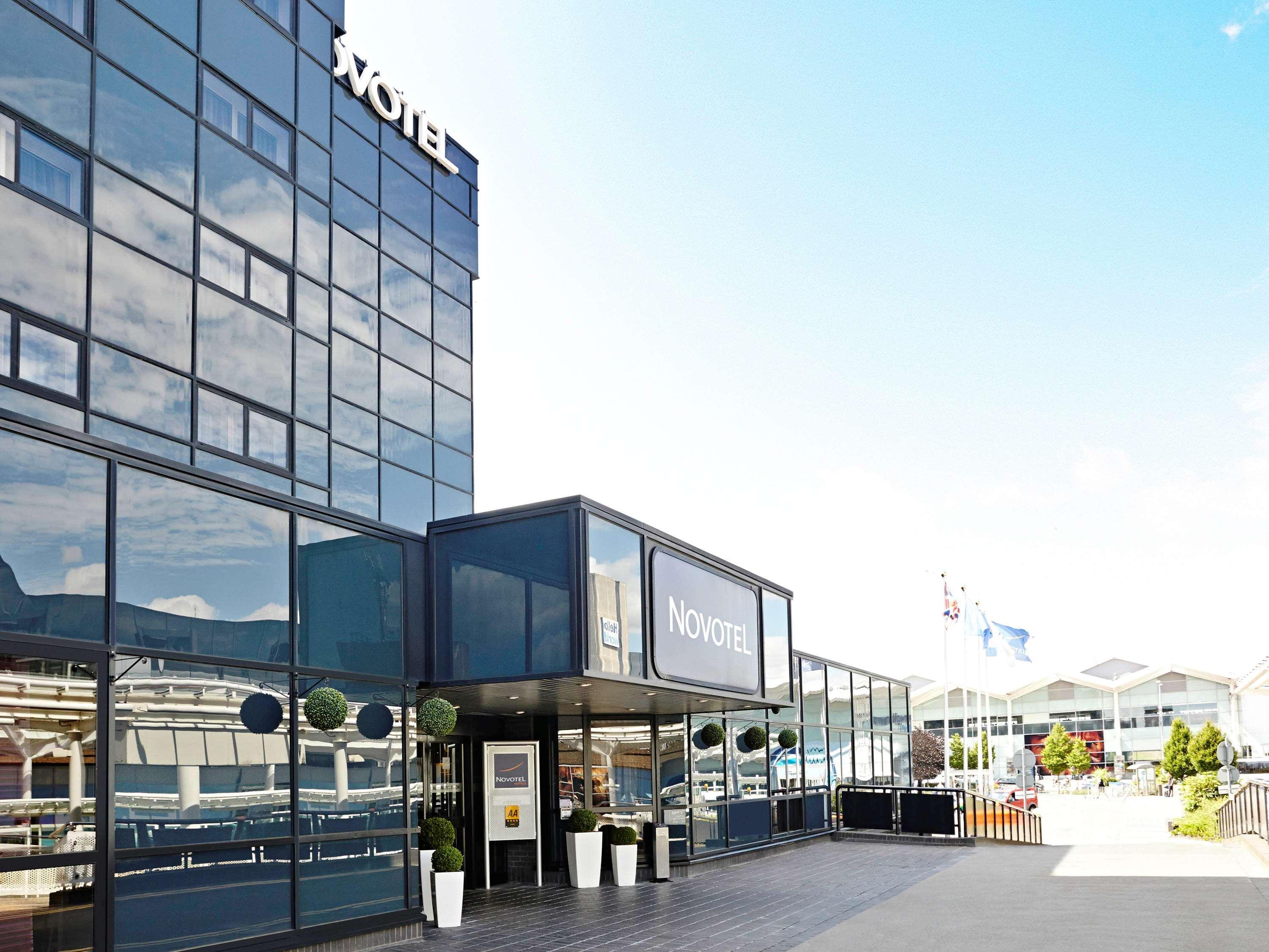 Novotel Birmingham Airport Terminal Building - Nec Bickenhill Bagian luar foto