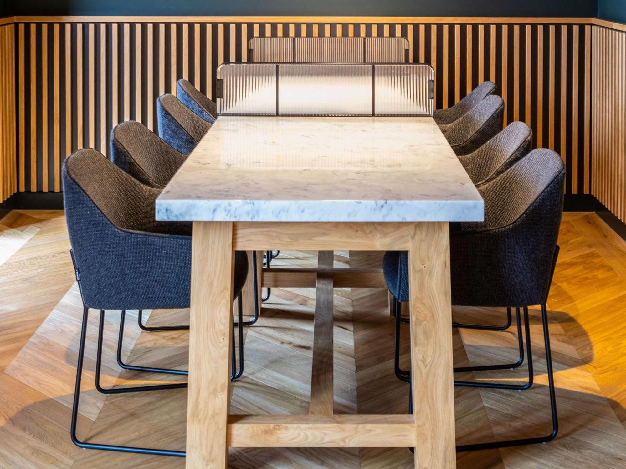 Novotel Birmingham Airport Terminal Building - Nec Bickenhill Bagian luar foto