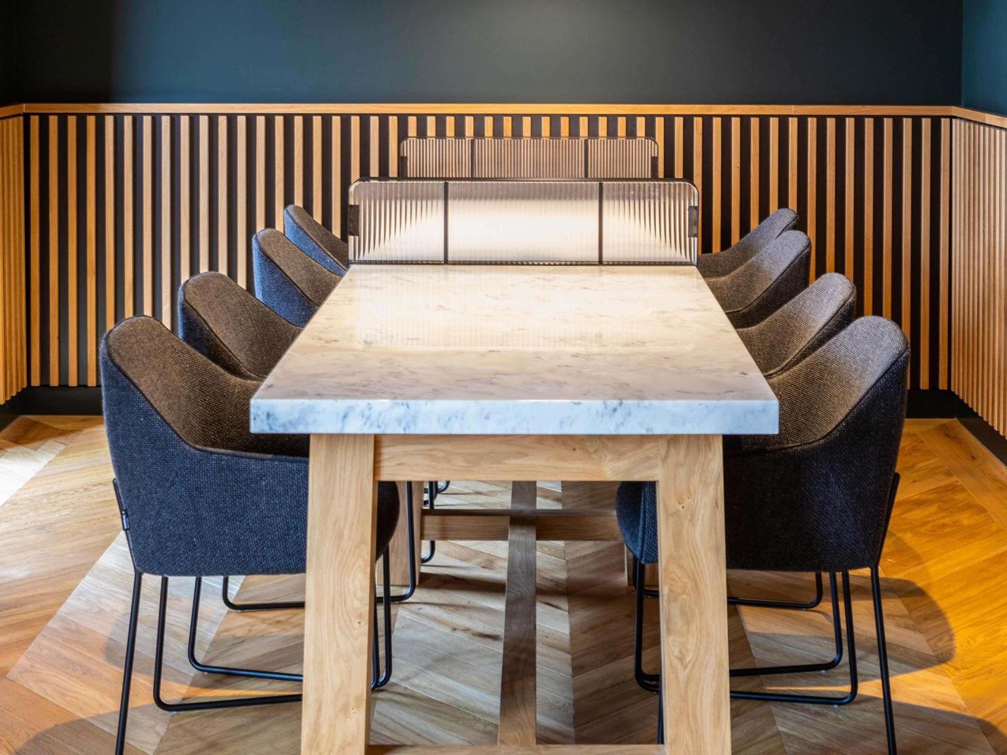 Novotel Birmingham Airport Terminal Building - Nec Bickenhill Bagian luar foto