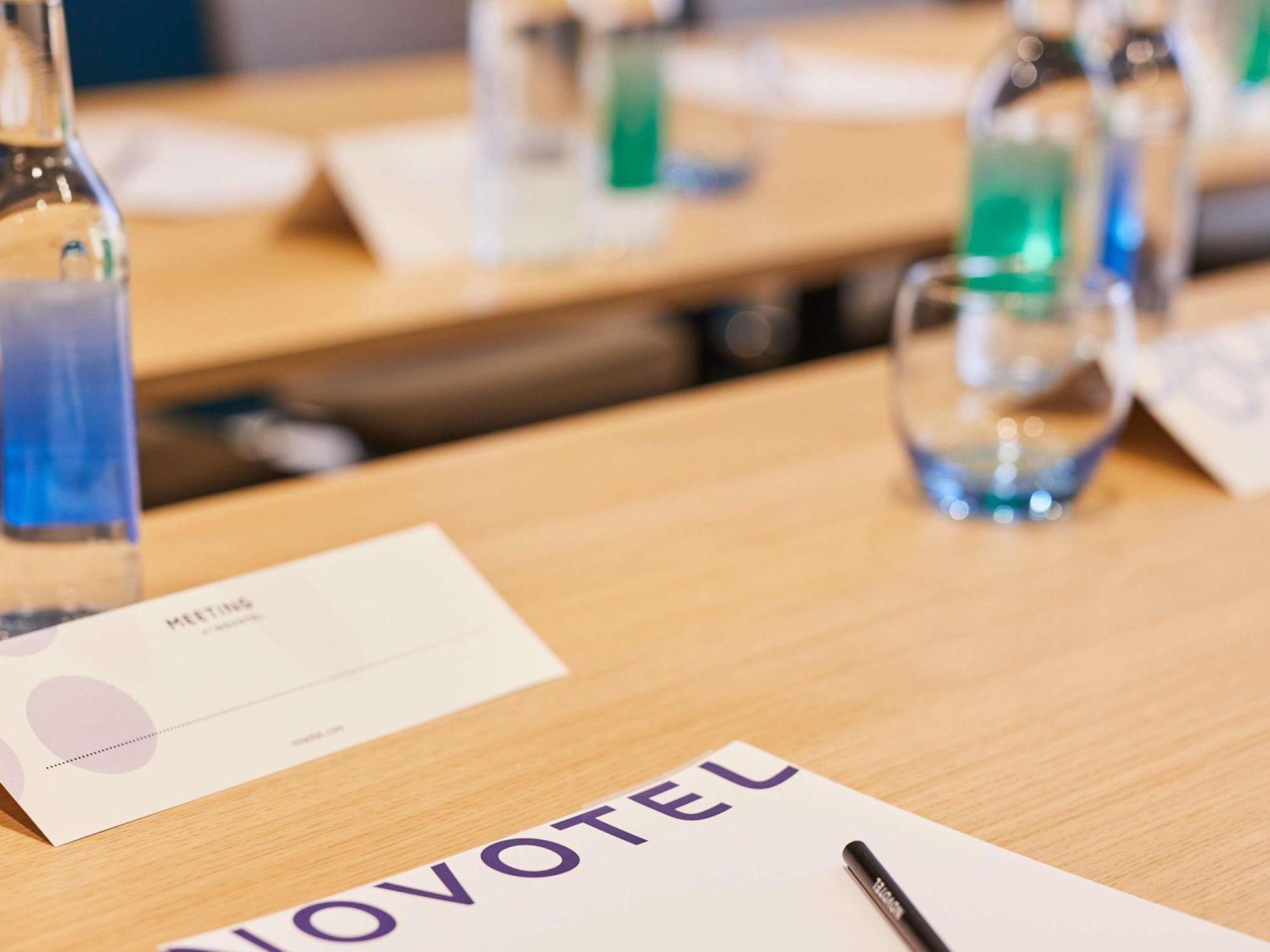 Novotel Birmingham Airport Terminal Building - Nec Bickenhill Bagian luar foto