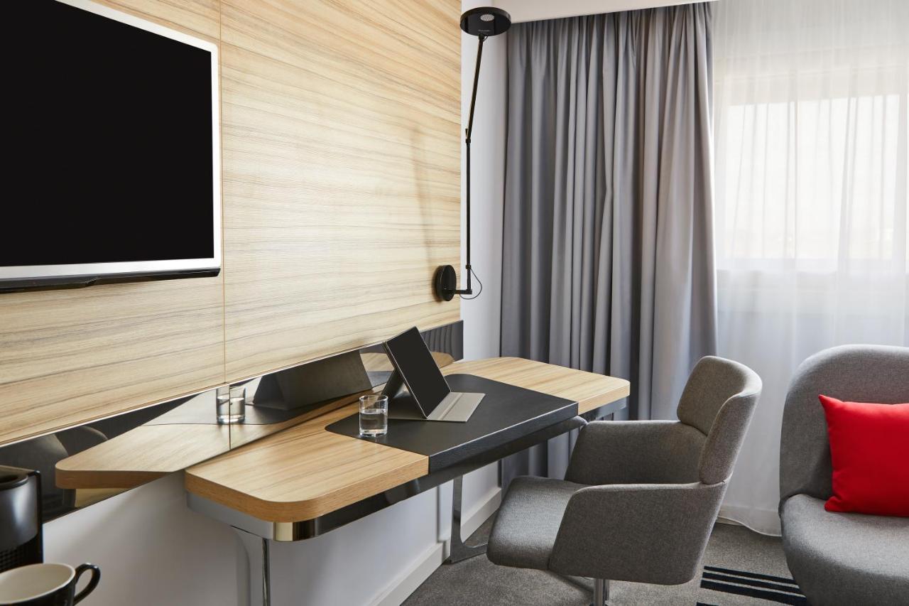 Novotel Birmingham Airport Terminal Building - Nec Bickenhill Bagian luar foto